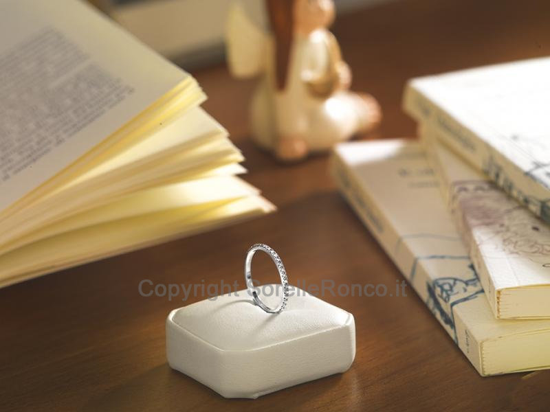 ANELLO ETERNITY CON DIAMANTI 0.20 CT